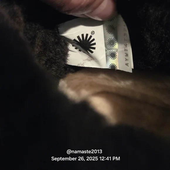 Ugg Limited Edition Fluff Mini Boots Shearling Fur Designer Fur Wool #186 - Picture 6 of 15